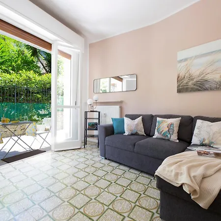 Casaviva- Cozy Patio Flat In *