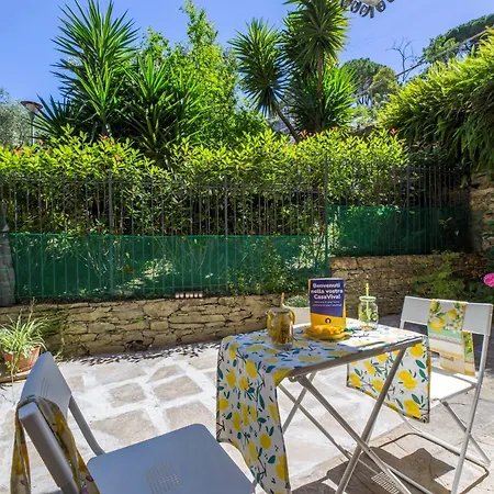 Appartement Casaviva- Cozy Patio Flat In *