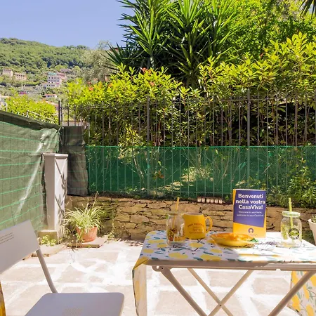 Apartment Casaviva- Cozy Patio Flat In Camogli